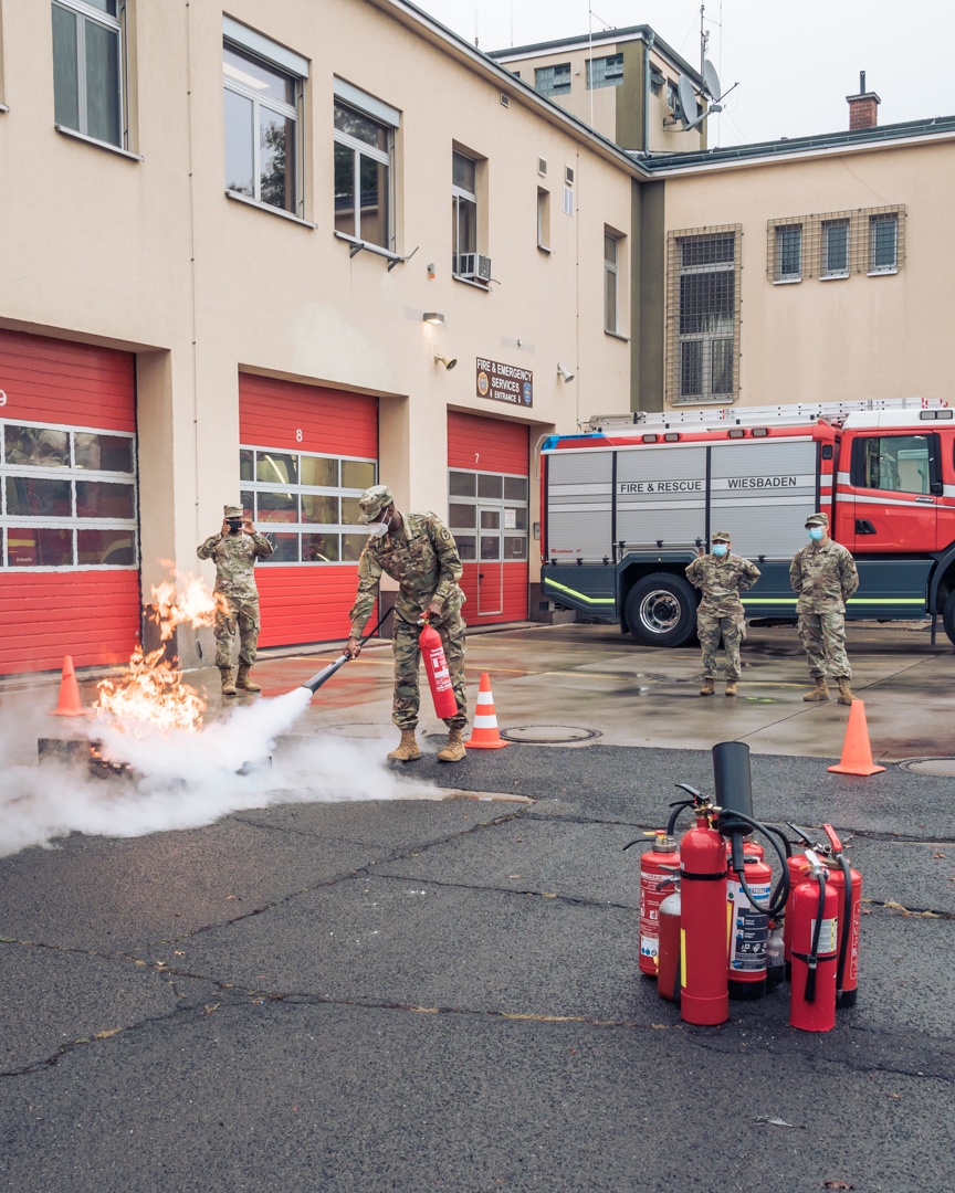 DES offers fire extinguisher training