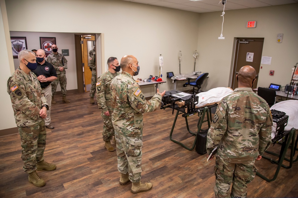USAMRDC Command Team Visits USAARL