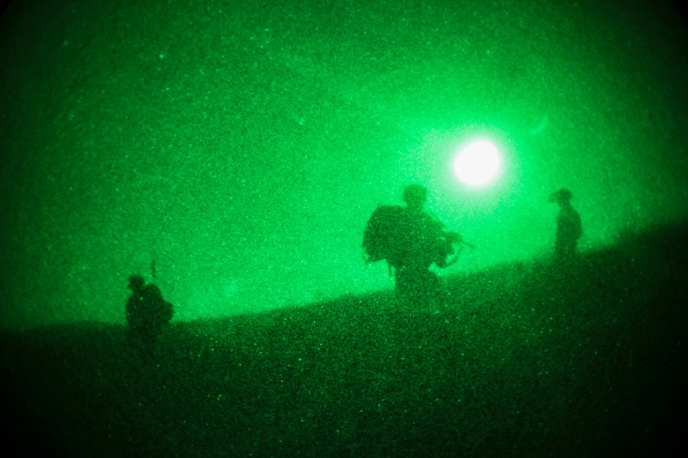 BLT 1/4 Marines conduct aerial raid training operation