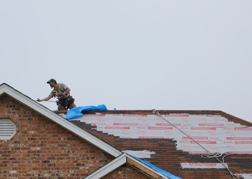 Corps of Engineers installs 10,000th blue roof after hurricanes Laura, Delta