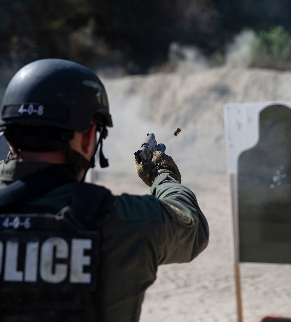 SRT Marines hone weapons skills