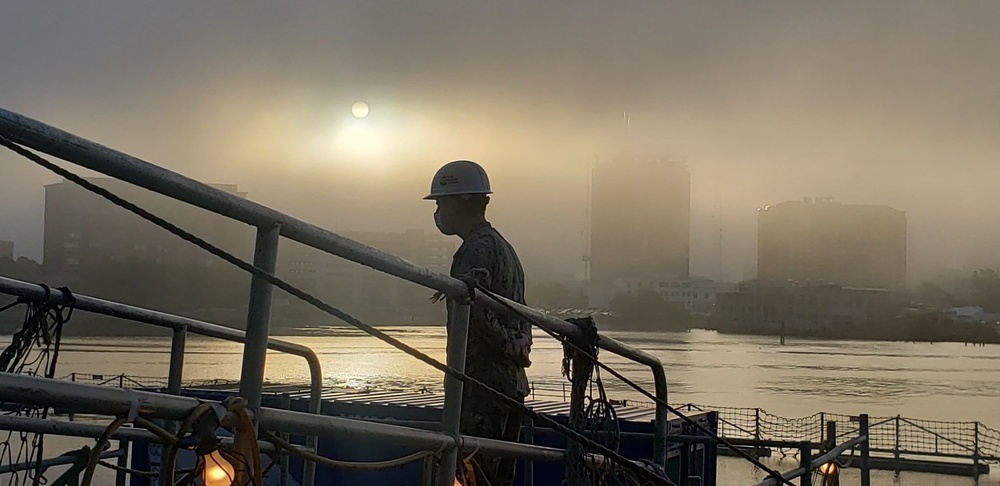 USS Ramage Performs Morning Colors