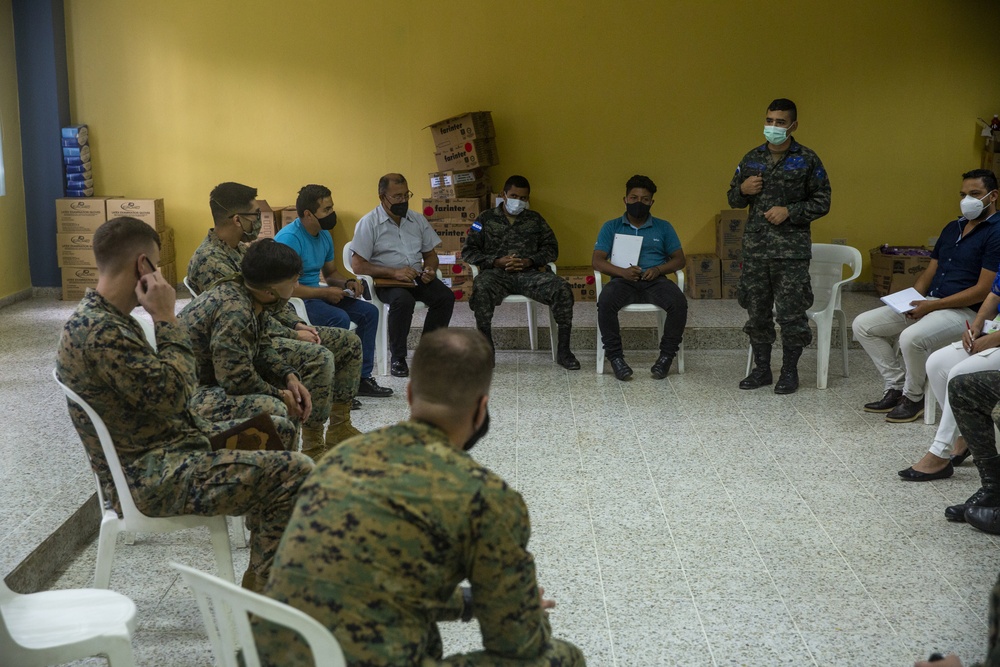 Task force US Marines, Soldiers exchange knowledge with Honduran military
