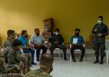 Task force US Marines, Soldiers exchange knowledge with Honduran military