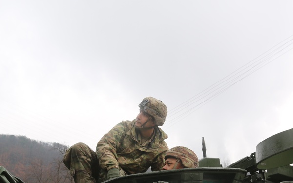 DAGGER BRIGADE SOLDIERS TRAIN WITH BRIDGING EQUIPMENT