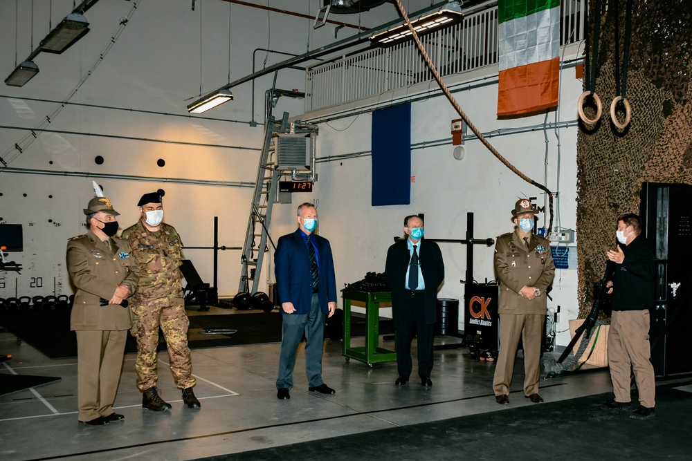 Brig. Gen. Andrea Bertocchi, Regional Military Command Friuli Venezia Giulia commanding general, tours Regional Training Support Division South, Caserma Del Din, Vicenza, Italy