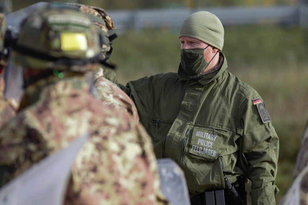 German Army Teaches Crowd Riot Control Training