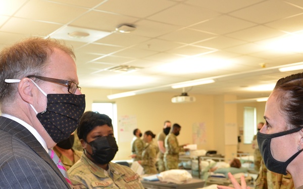 METC Welcomes Assistant Secretary of Defense for Health Affairs