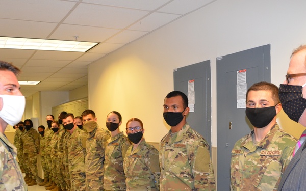 METC Welcomes Assistant Secretary of Defense for Health Affairs