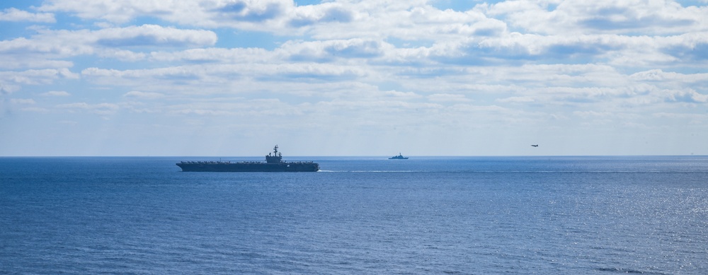 USS Ronald Reagan PhotoEx