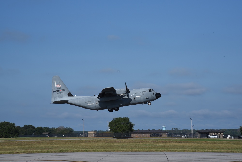 Fourth evacuation; 403rd moving aircraft for Zeta