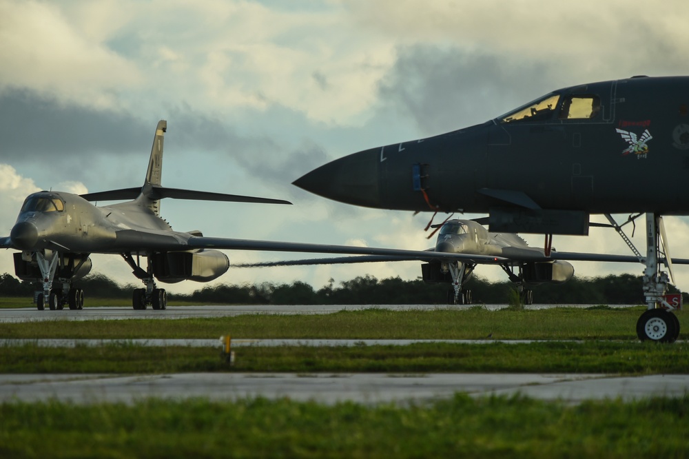 Airmen conduct cargo offload for BTF