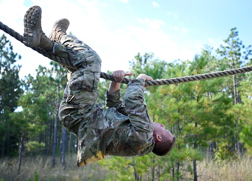 USAJFKSWCS Soldiers Compete in Commander's Cup