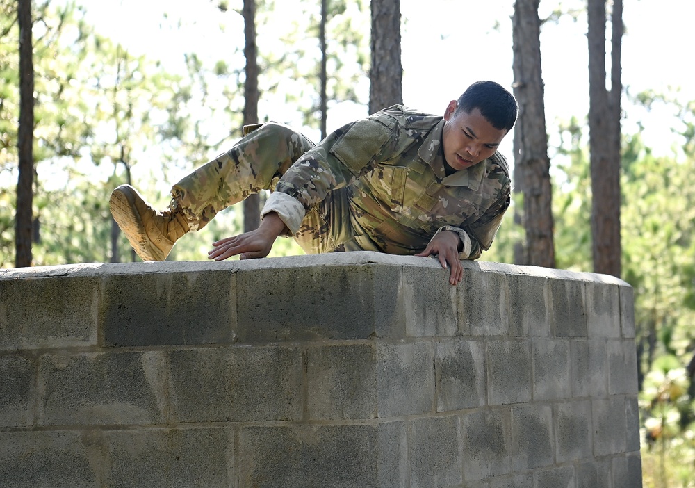 USAJFKSWCS Soldiers Compete in Commander's Cup