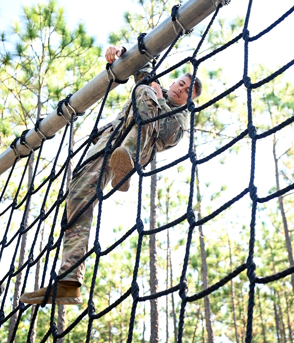 USAJFKSWCS Soldiers Compete in Commander's Cup