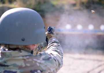 USAJFKSWCS Soldiers Compete in Commander's Cup