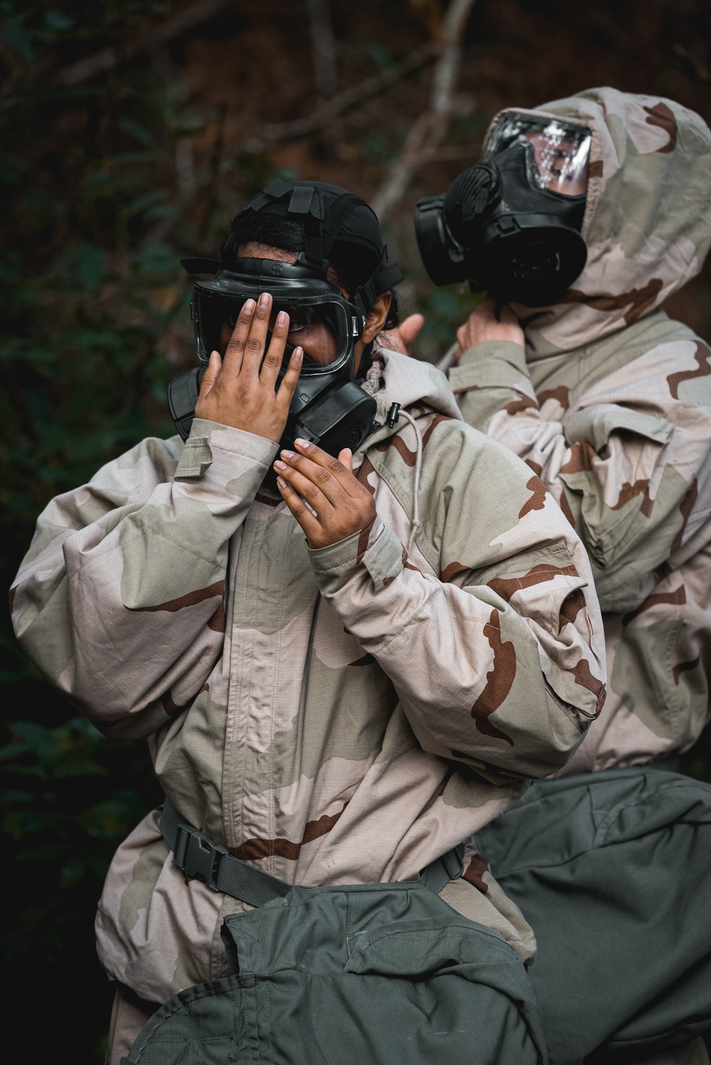 26 MEU Marines stay ready by completing CBRN defense training