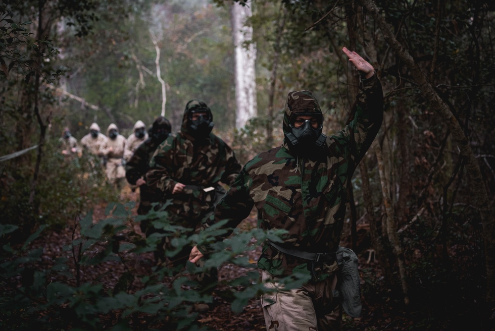 26 MEU Marines stay ready by completing CBRN defense training