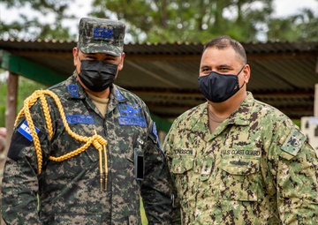 Rear Admiral visits forward Joint Operation Center exercise in Honduras