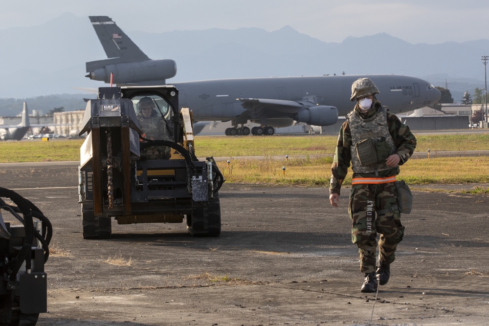 374CES conducts RADR during SRI
