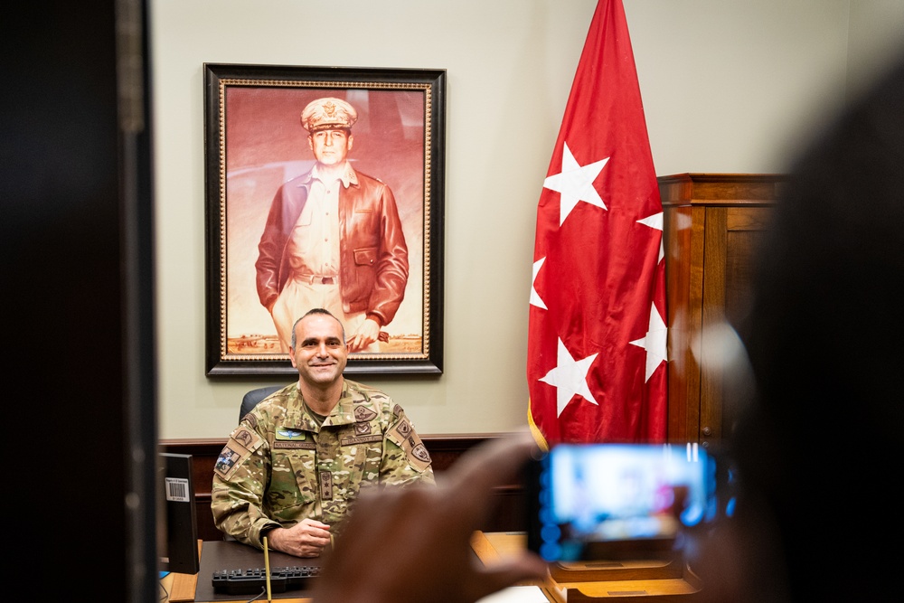 International military leaders tour Army University