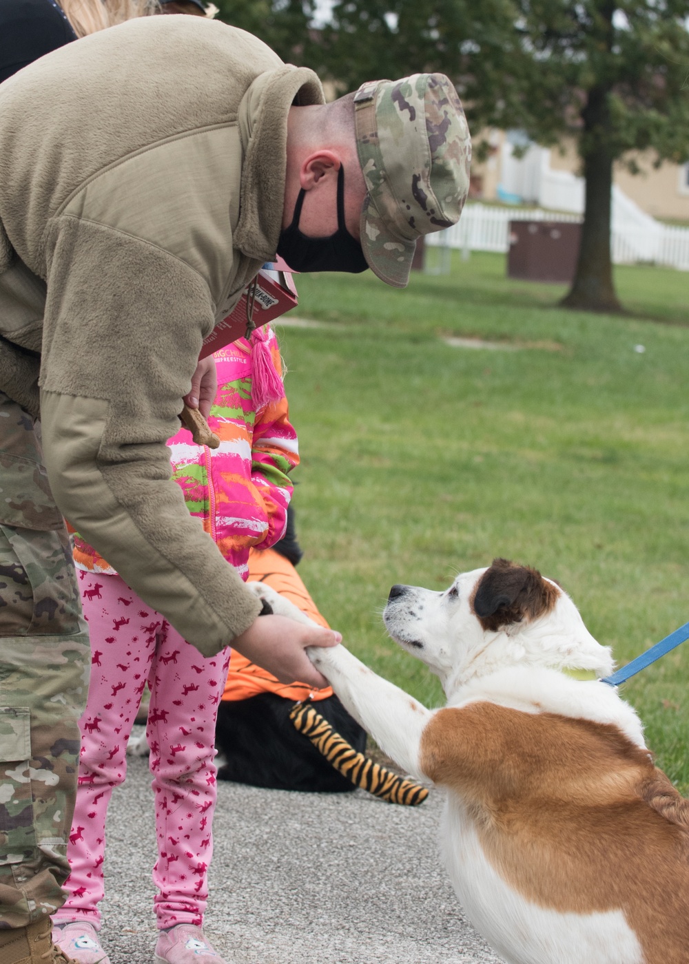 Team Whiteman comes together for Bark in the Park