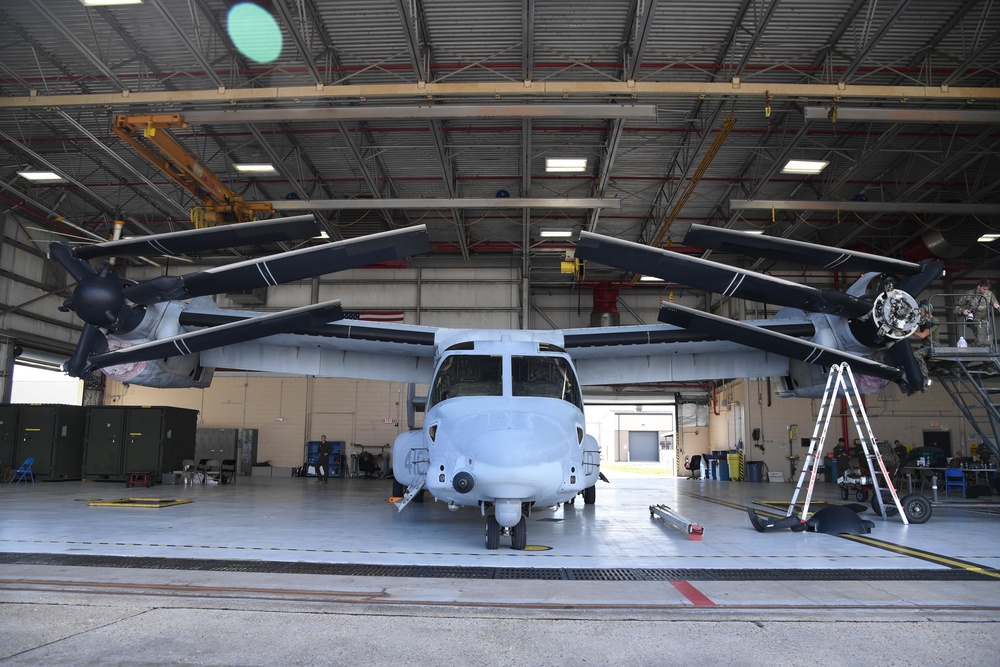MV-22B Ospreys fly over Gulf Coast