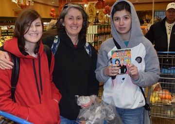 ‘We honor their service’: Commissaries join nation in honoring sacrifices of military families in November
