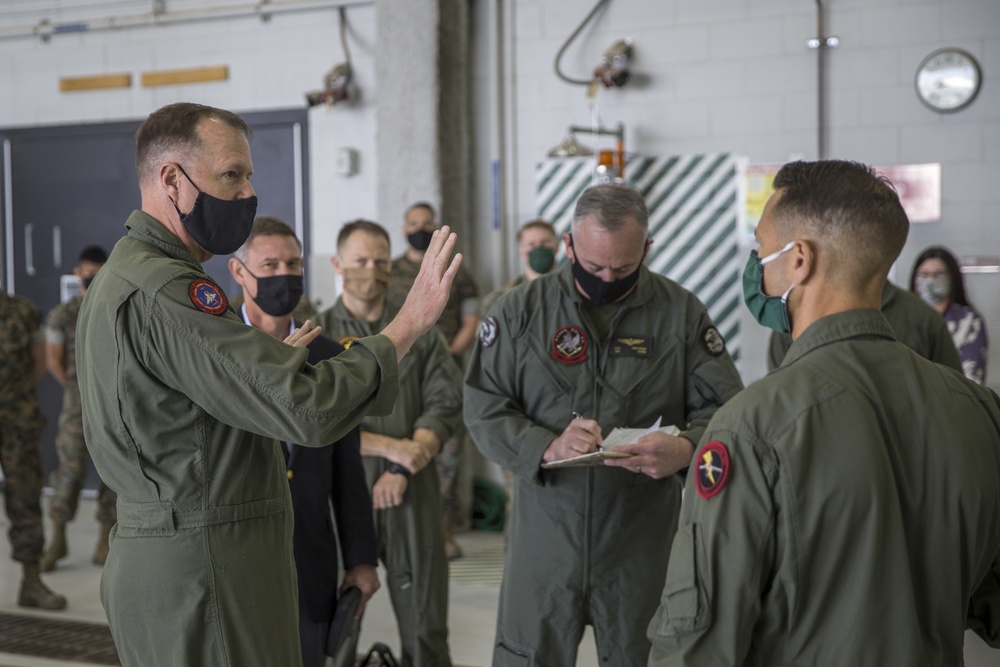 Deputy Commandant Visits MCAS Yuma