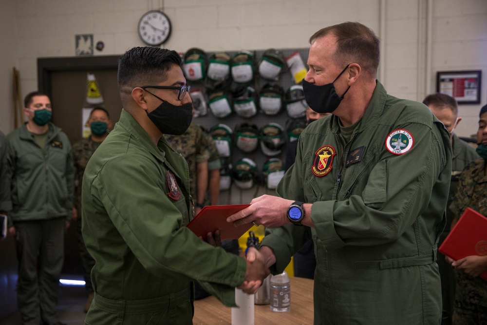 Deputy Commandant Visits MCAS Yuma