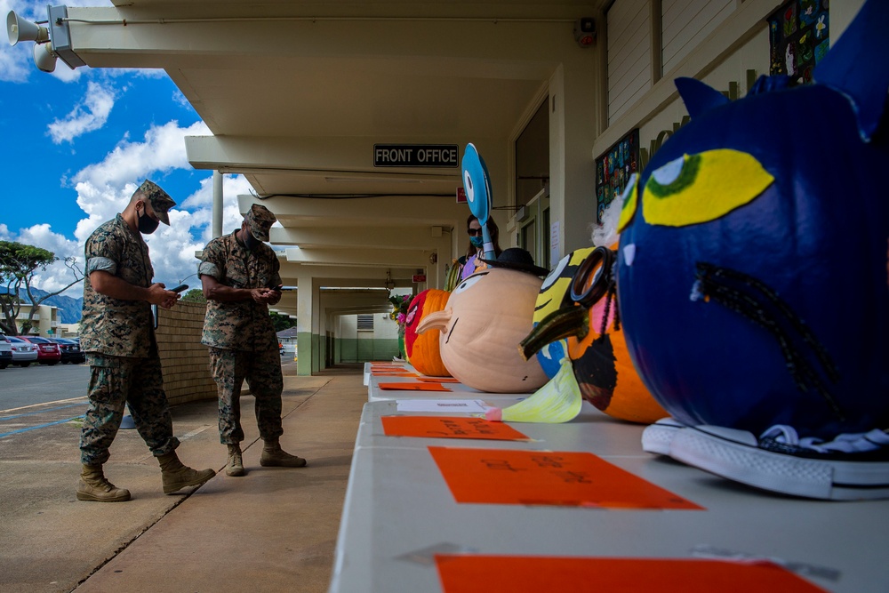 Mokapu Elementary School Pumpkin Decorating Contest