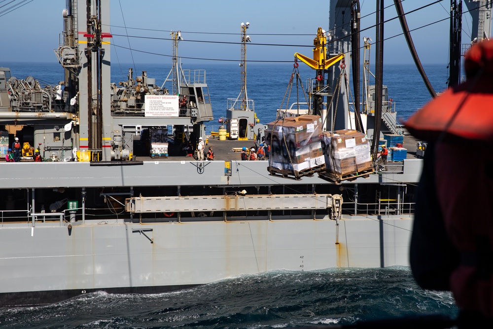 USNS Guadalupe replenishes USS Somerset while underway