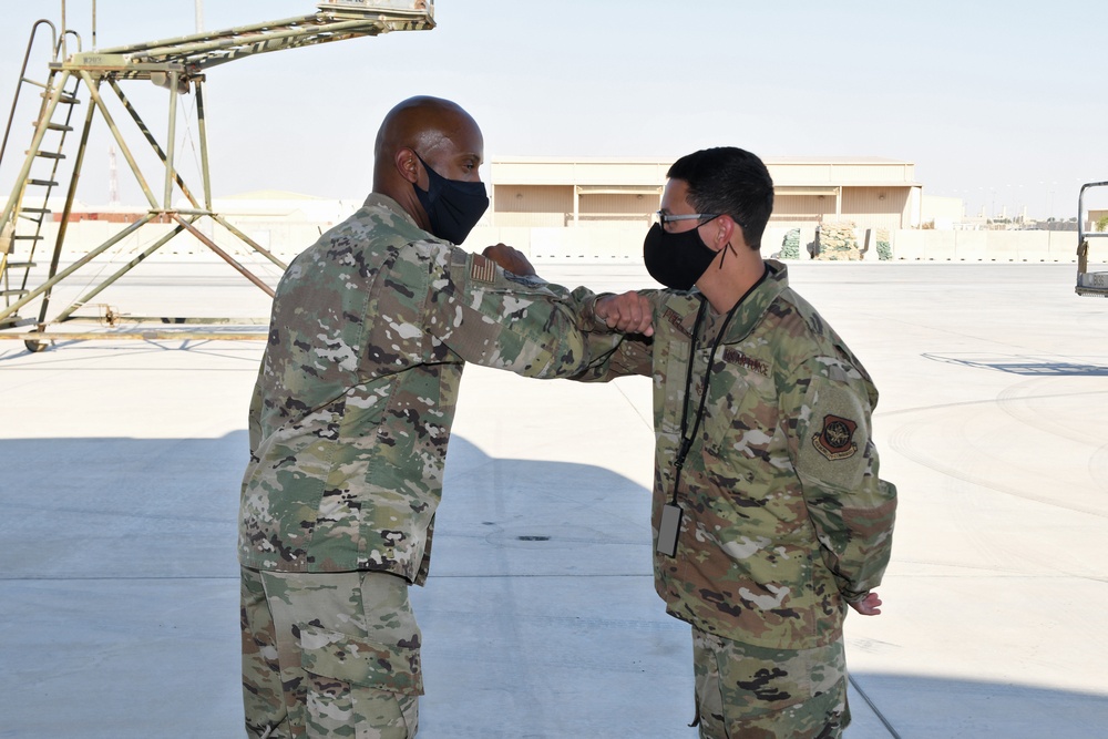 AUAB command chief visits 8th EAMS Airmen
