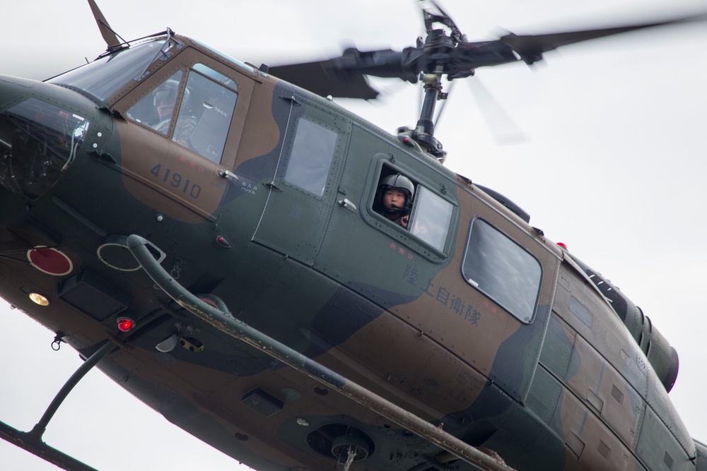 Maj. Gen. Yasuyuki Kodama Visits MCAS Iwakuni
