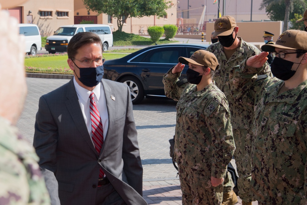 Secretary of Defense visits NSA Bahrain