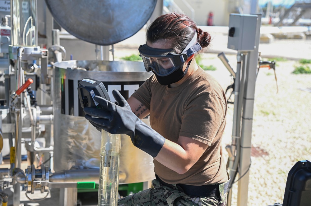 NAS Sigonella Accepts Fuel From Air BP Italia