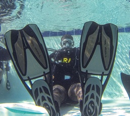 SRU Soldiers discover the benefits of scuba