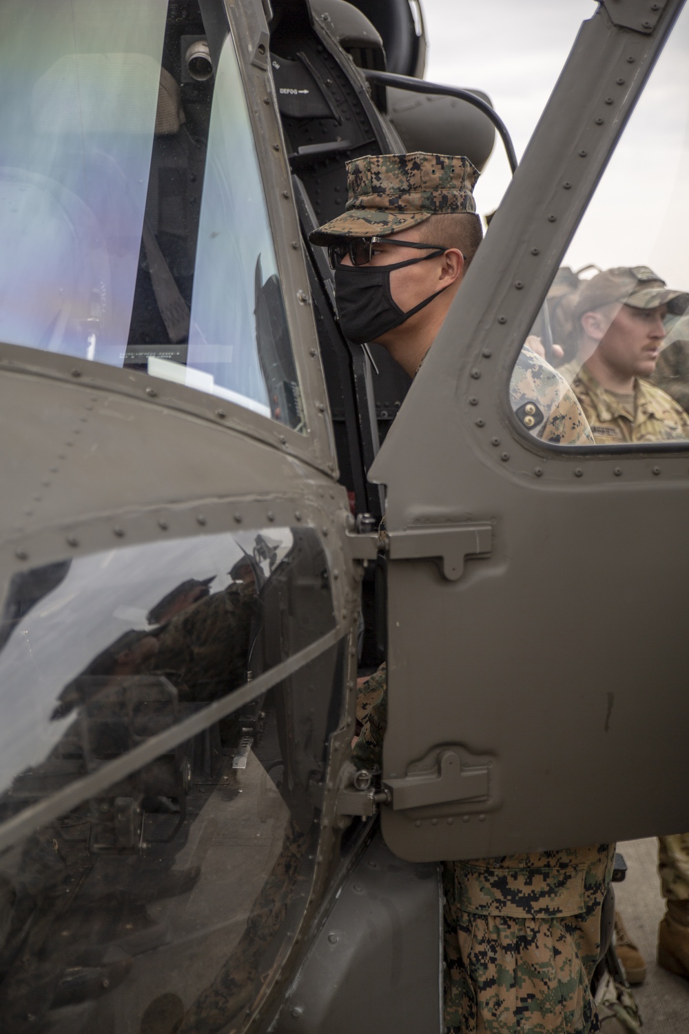 II MEF Support Battalion Conducts Medevac Drills with U.S. Army National Guard