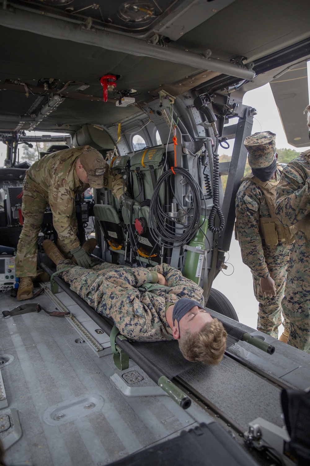 II MEF Support Battalion Conducts Medevac Drills with U.S. Army National Guard