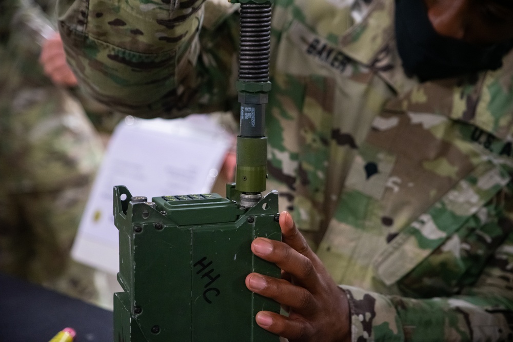 Soldiers Participate in Sergeant's Time Training