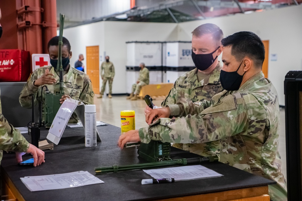 Soldiers Participate in Sergeant's Time Training