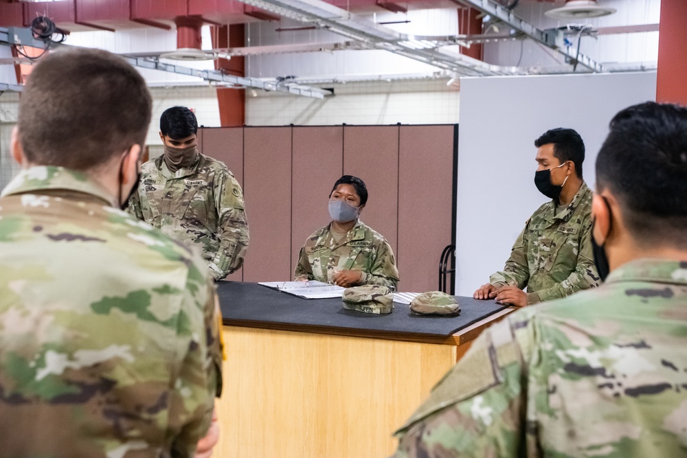 Soldiers Participate in Sergeant's Time Training