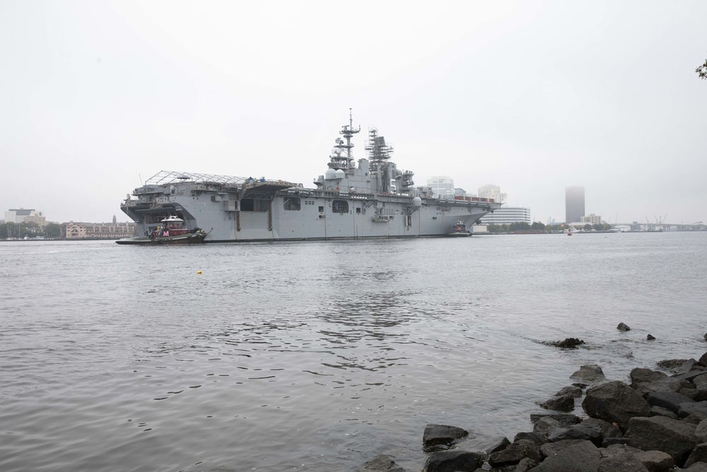 USS Bataan (LHD 5) Moves to NASSCO Shipyards