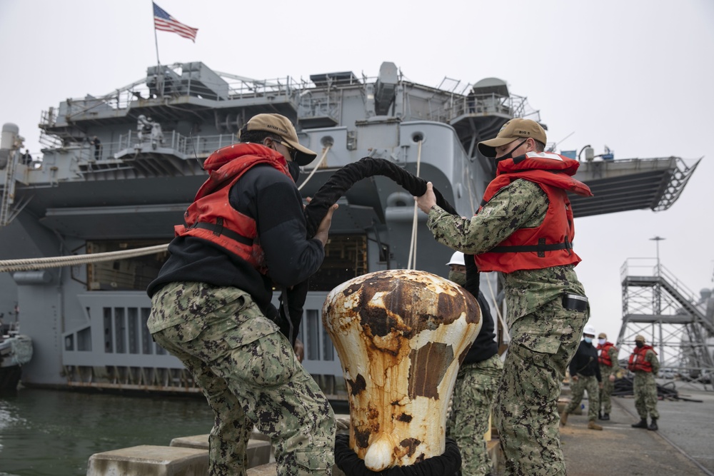 USS Bataan (LHD 5) Moves to NASSCO Shipyards