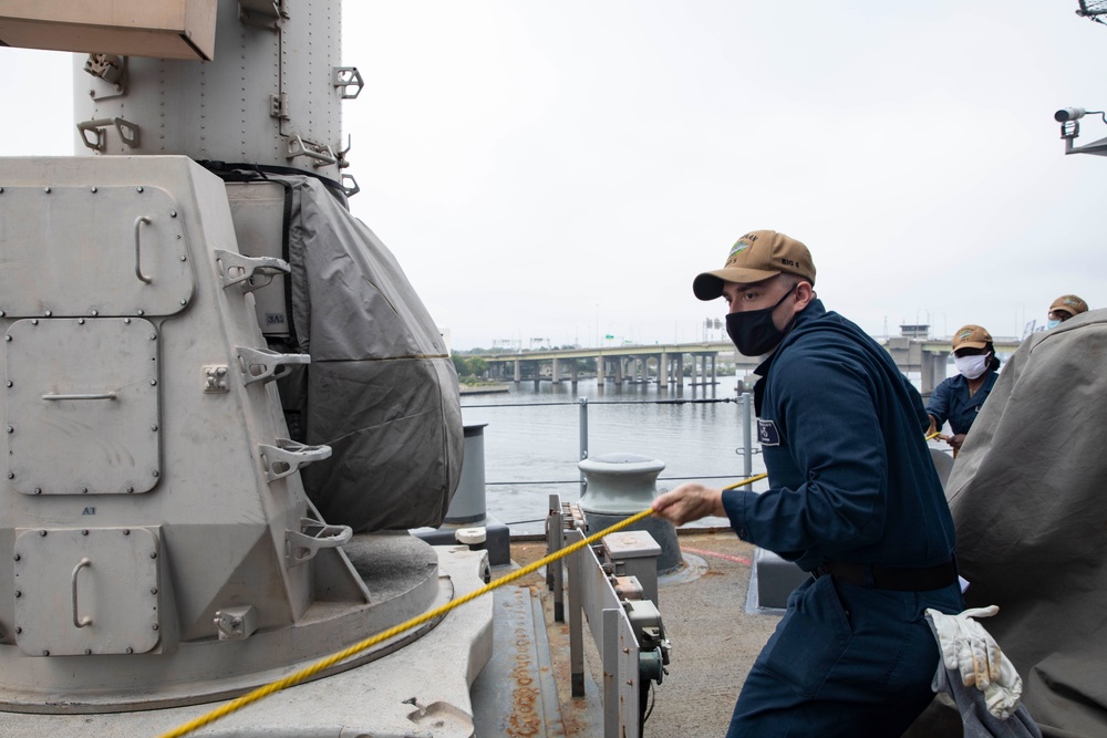 USS Bataan (LHD 5) Moves to NASSCO Shipyards