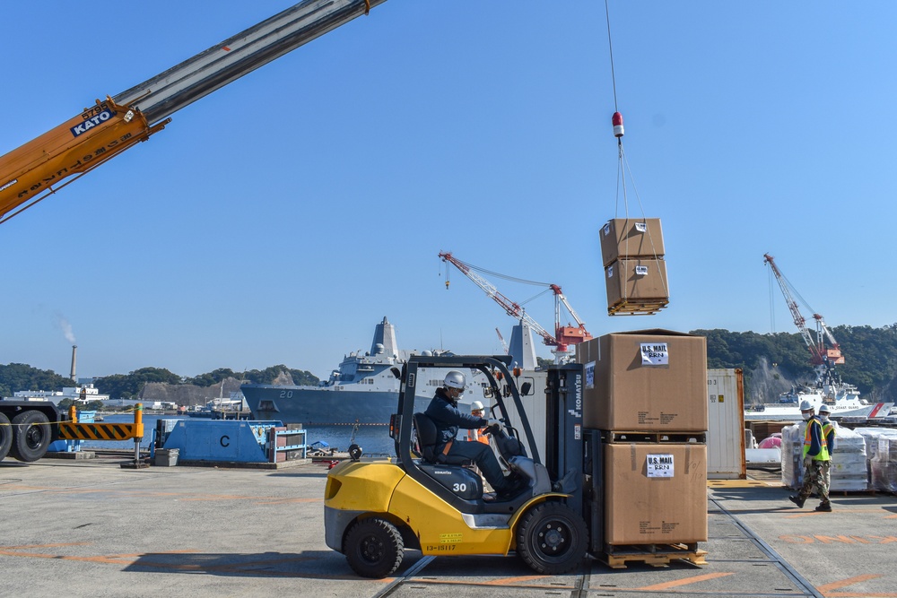 Barge loading for Ronald Reagan Carrier Strike Group