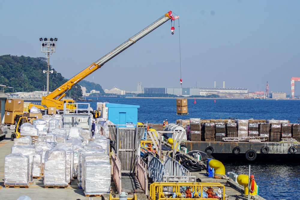 Barge loading for Ronald Reagan Carrier Strike Group