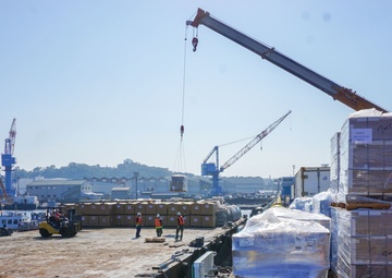 Barge loading for Ronald Reagan Carrier Strike Group