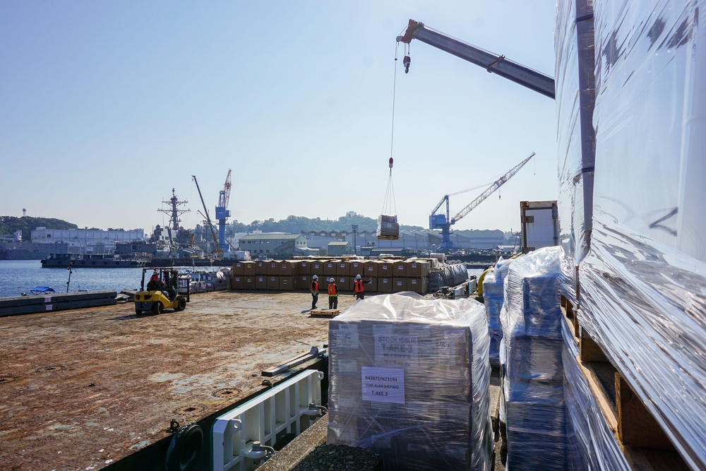 Barge loading for Ronald Reagan Carrier Strike Group