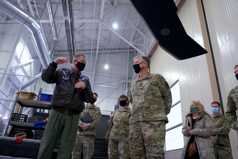 NORAD and USNROTHCOM commander visits 176th Wing